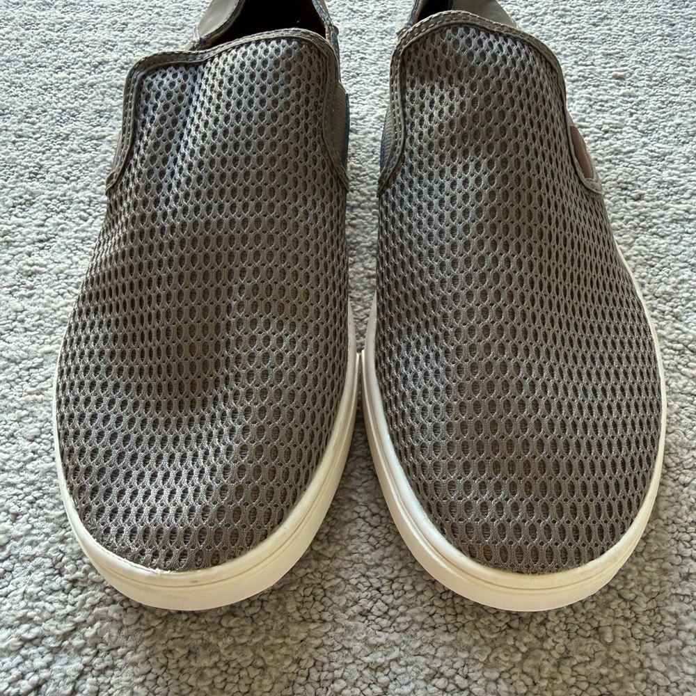 OluKai Pehuea Women's Slip-On Sneakers.
